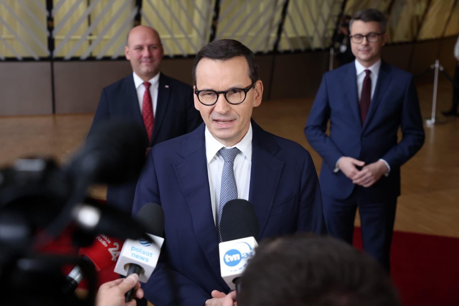Parchetul polonez solicită Parlamentului să analizeze punerea sub acuzare a fostului premier Morawiecki și a doi foști miniștri / Ce acuzații le sunt aduse