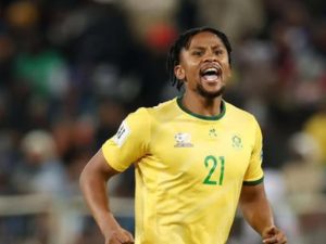 Meci incredibil: Siyabonga Ngezana vs Mohamed Salah!