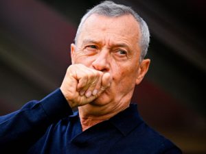 Mircea Rednic revine în SuperLiga?