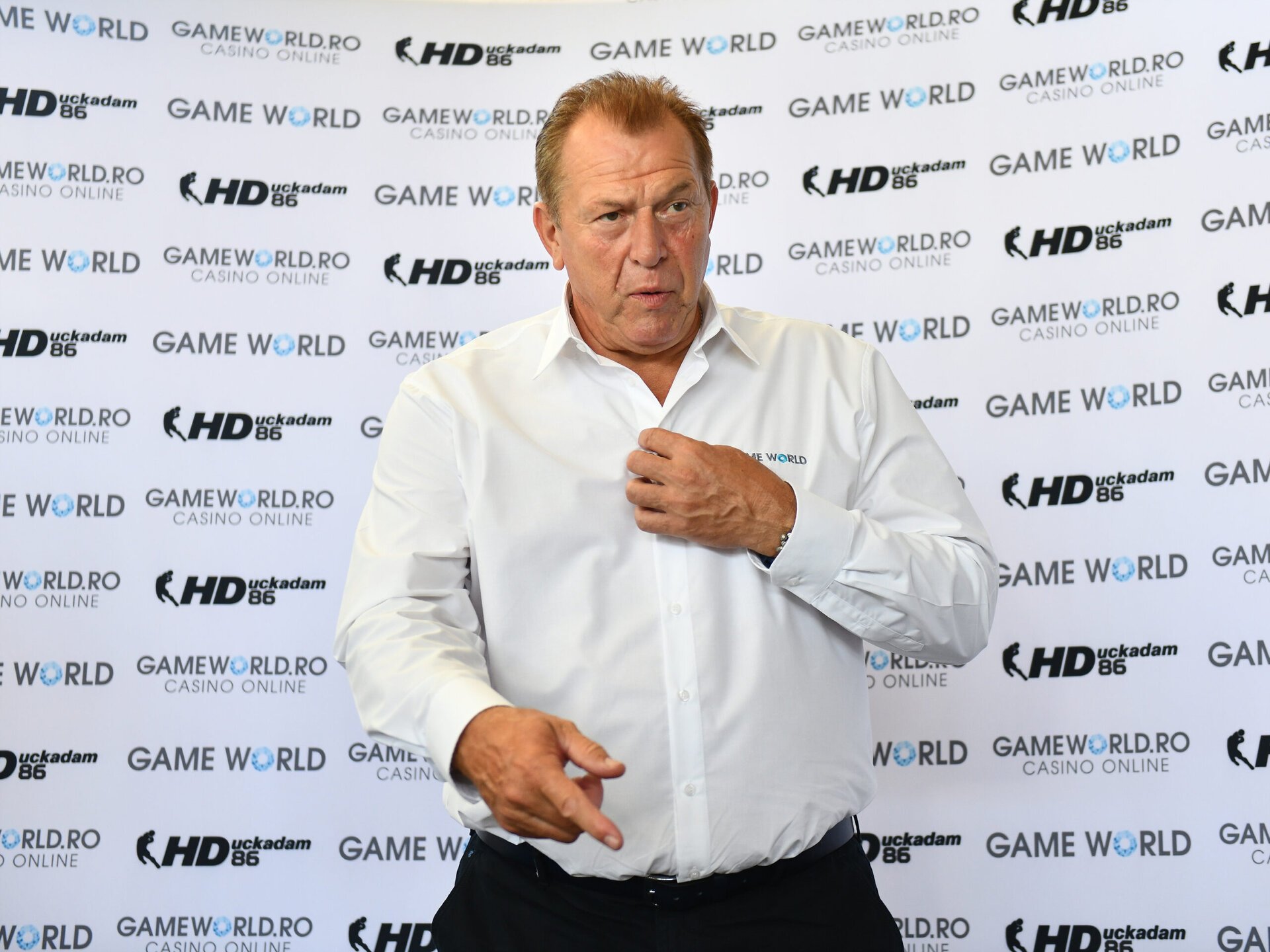 [ad_1] Helmut Duckadam, eroul de la Sevilla, a plecat din lume cu un mare regret legat de divergențele dintre Steaua și FCSB, echipele care au disputat procese lungi și intense pentru marca și palmaresul Stelei