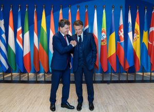 Președintele Nicușor Dan efectuează luni o vizită oficială în Franța, unde va avea întâlniri cu reprezentanții comunității române și cu președintele Emmanuel Macron