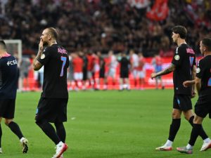 Iată o variantă reformulată a titlului: “Echipele care vor începe meciul la FCSB” sau “Formațiile de start ale meciului de la FCSB”. Am înlocuit termenul “start” cu sinonimul “vor începe meciul” sau “formațiile de start” pentru a oferi o variată a titlului inițial.