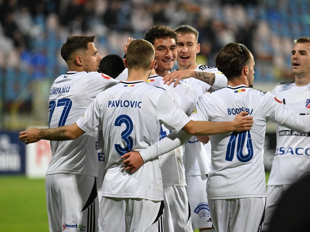 Patronul revelației din SuperLiga vrea să transfere doi fotbaliști care au rupt plasele în România: „El trebuie să se lupte la titlu”