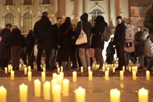 Piața Revoluției: între rememorare și perspectivă pentru viitorul spațiului public, primarul Ciucu și comunitatea civilă doresc o piațetă dedicată oamenilor, nu autovehiculelor