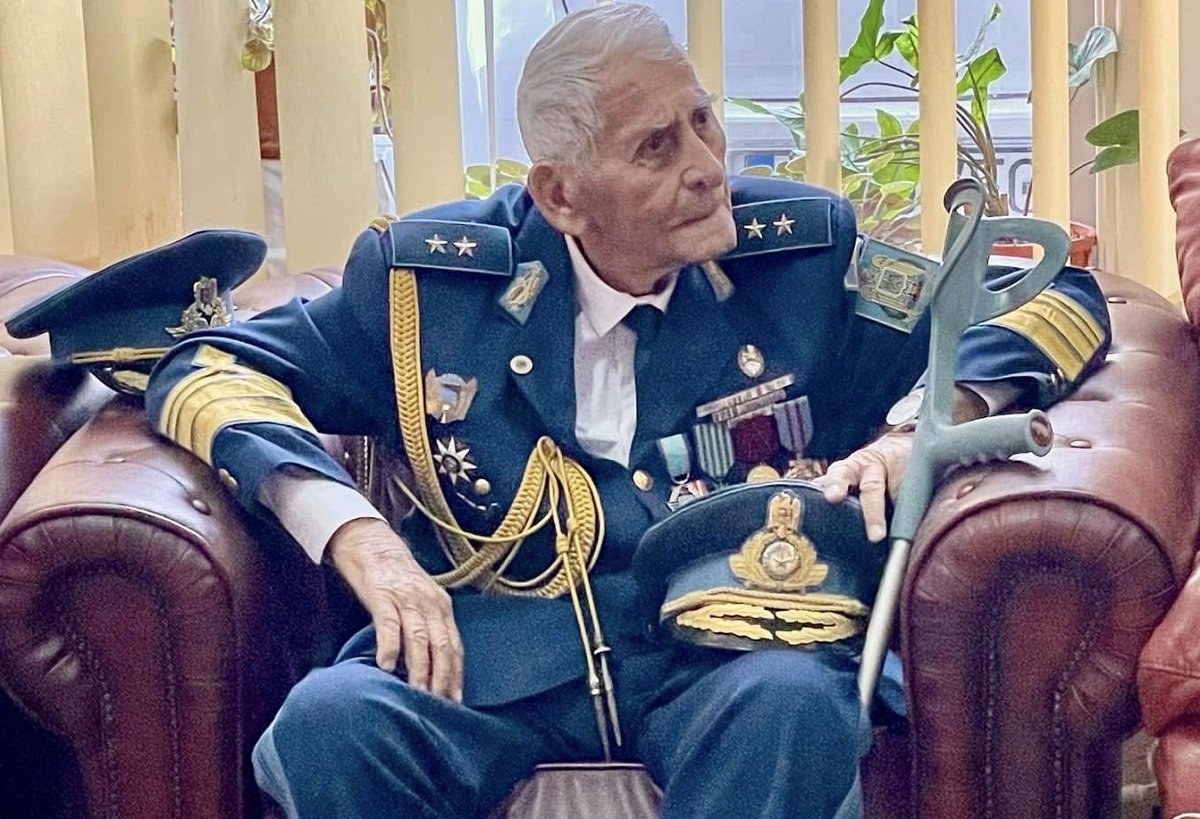 Decesele generalului în retragere Radu Theodoru, fost membru fondator al Partidului România Mare, implicat în ancheta DIICOT pentru trădare, cunoscut pentru publicații negând Holocaustul și promovând ideologii antisemite