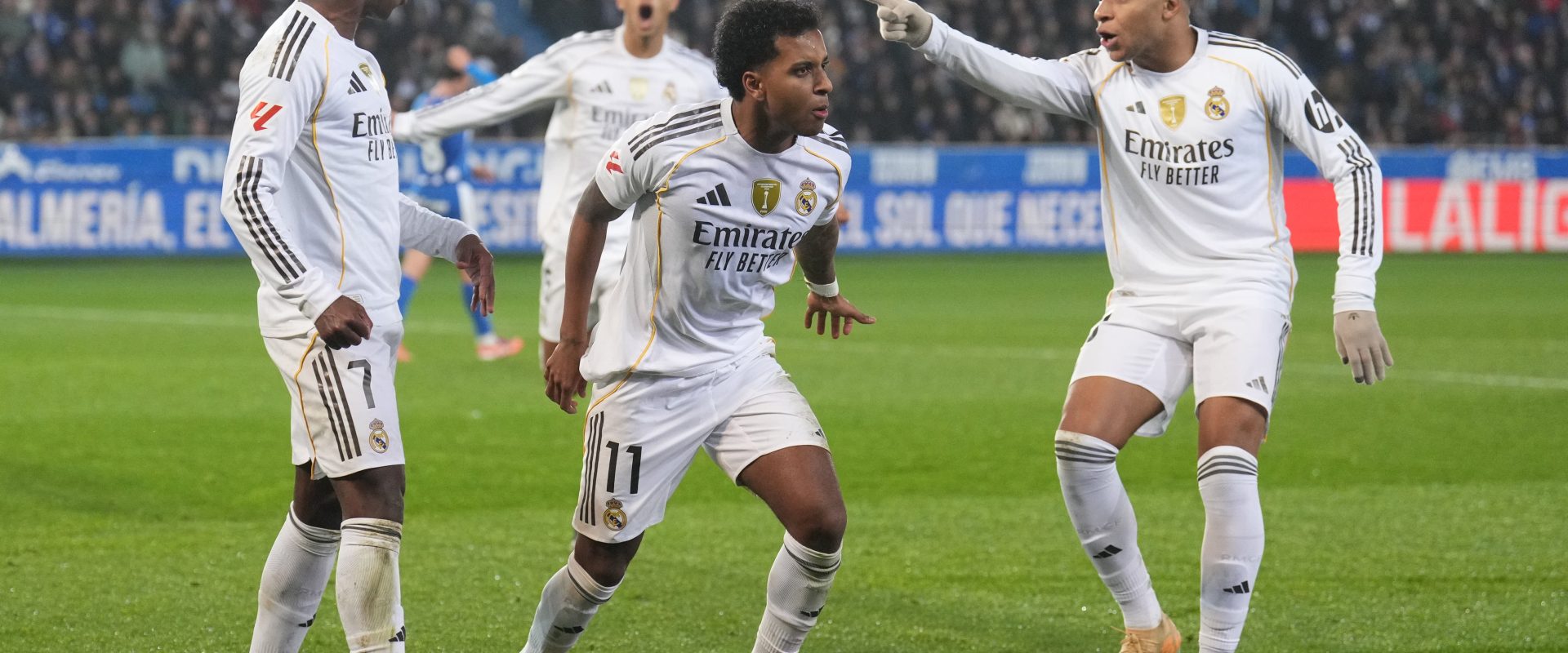 Real Madrid pick up important victory at Mendizorroza