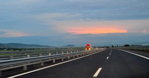 Românii, pregătiți pentru noile autostrăzi? Reacții după deschiderea București – Focșani