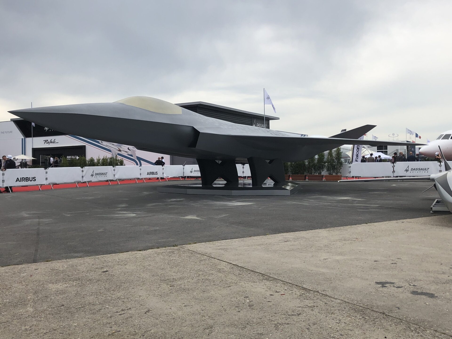 Proiectul european de avioane de luptă de următoarea generație, Future Combat Air System (FCAS), se află într-un impas destinat să îi pună capăt unui vis european de autonomie în domeniul apărării aeriene