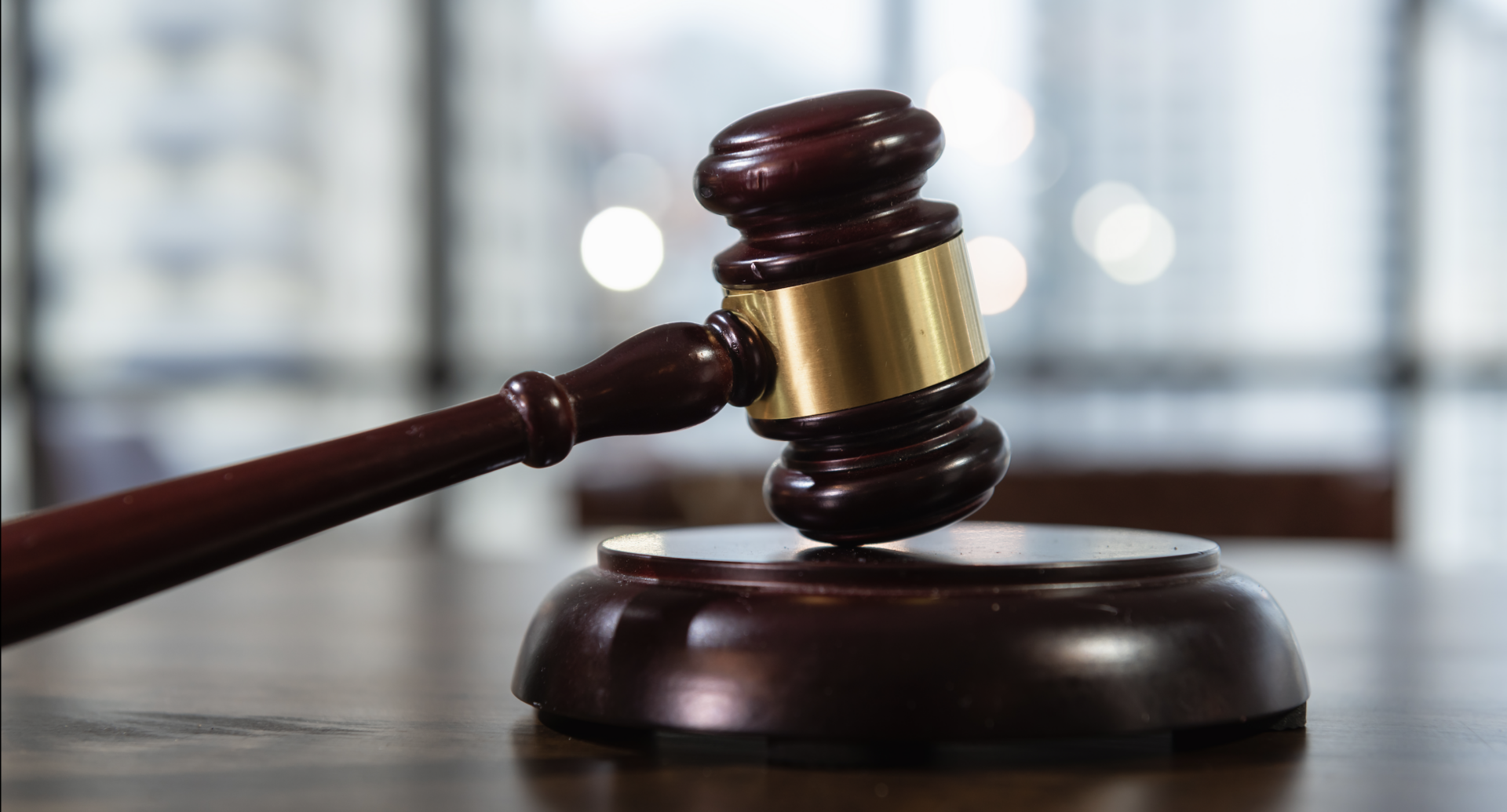 Decizie judiciară privind modificarea legilor justiției, amânată de instanță până în ianuarie Curtea de Apel București a hotărât luni să amâne dezbaterea asupra cererii de contestare a înființării comitetului guvernamental pentru modificarea legilor justiției, stabilind următoarea soluție pe data de 12 ianuarie 2025