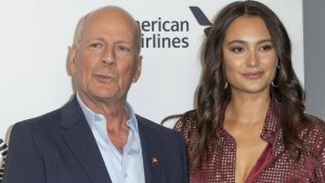 Soția lui Bruce Willis sărbătorește Crăciunul alături de el, în ciuda luptei cu demența.