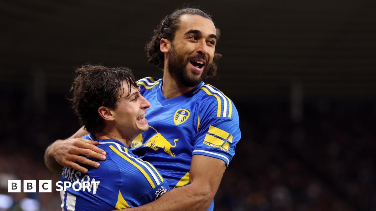 Dominic Calvert-Lewin of Leeds United celebrates scoring his team's second goal with teammate Brenden Aaronson
