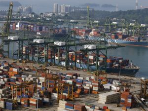 Tancuri fantomă din Singapore: Ce sunt flotele obscure?