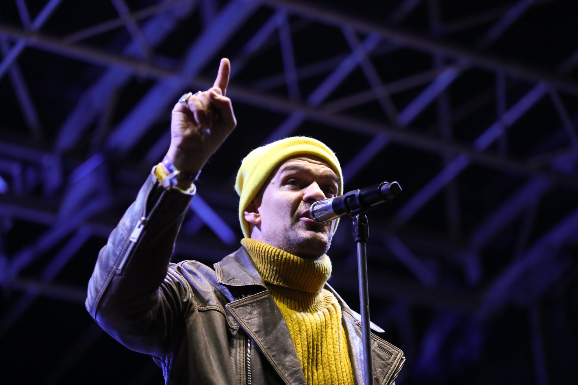 Protest artistic împotriva ordonanței Guvernului Bolojan: Tudor Chirilă, Irina Rimes și Loredana Groza se alătură acțiunii.