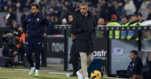 Uma prenda para adeptos e uma dinâmica diferente