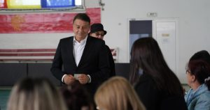 Liderul liberal Florin Mitroi a decis să renunțe la funcția de conducere a Consiliului Județean Constanța, acuzând o serie de persoane de a avea interese care vizează menținerea județului în umbră.