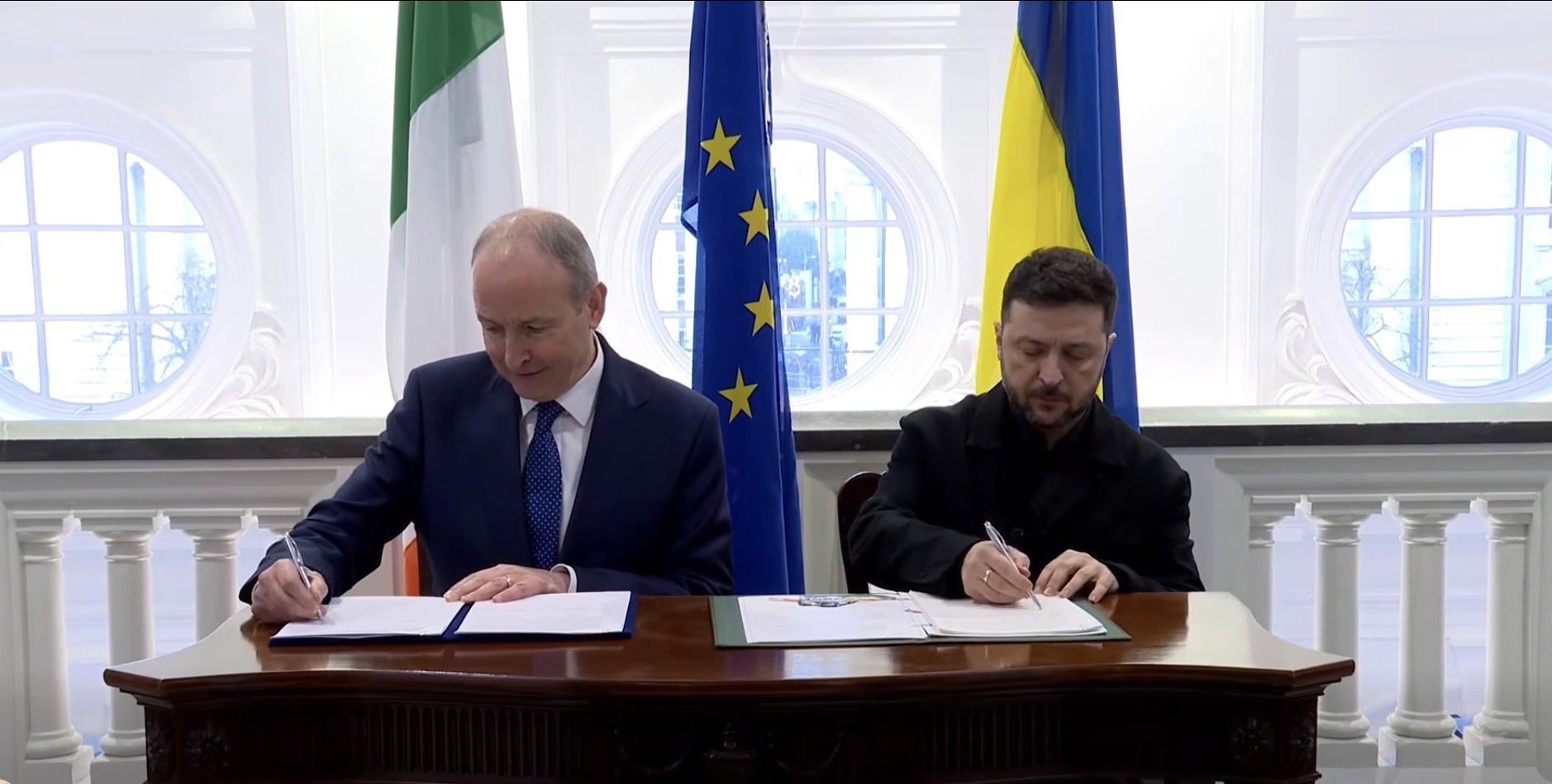 [ad_1] Poliția irlandeză investighează incidentul în care au fost detectate drone în timpul itinerarului avionului președintelui ucrainean Volodimir Zelenski, în momentul sosirii acestuia la Dublin pentru o vizită oficială, într-o seară de luni, conform unei declarații citate de o agenție de știri