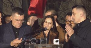 Decarare în direct cu Anca Alexandrescu și George Simion după exit-poll-uri care o poziționează pe fostul ofițer „anti-sistem” pe locul trei: „Un moment dificil pentru România”