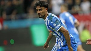 AEK Atena vs Universitatea Craiova, TRANSMISIE LIVE pe Sport.ro începând cu ora 22:00! Provocarea finală pentru echipa olteană