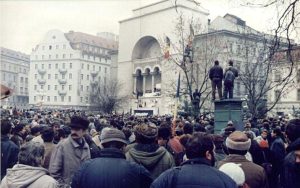 Ilie Bolojan, premier, de Ziua Memoriei Victimelor Comunismului: La 36 de ani de la restabilirea libertății, mai avem multe de îndreptat