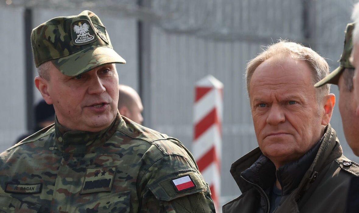 donald-tusk-polonia-armata-e1759895893620.jpg