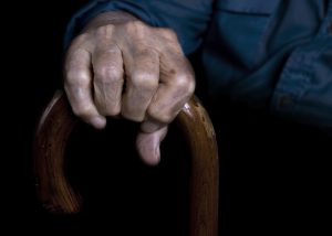 Autoritățile au închis un centru pentru persoane în vârstă din Mogoșoaia din cauza condițiilor necorespunzătoare, relocându-i pe 54 de seniori