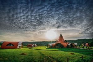 Declinul natural al populației din județul Harghita a devenit mai pronunțat, în condițiile unei natalități scăzute și al îmbătrânirii demografice