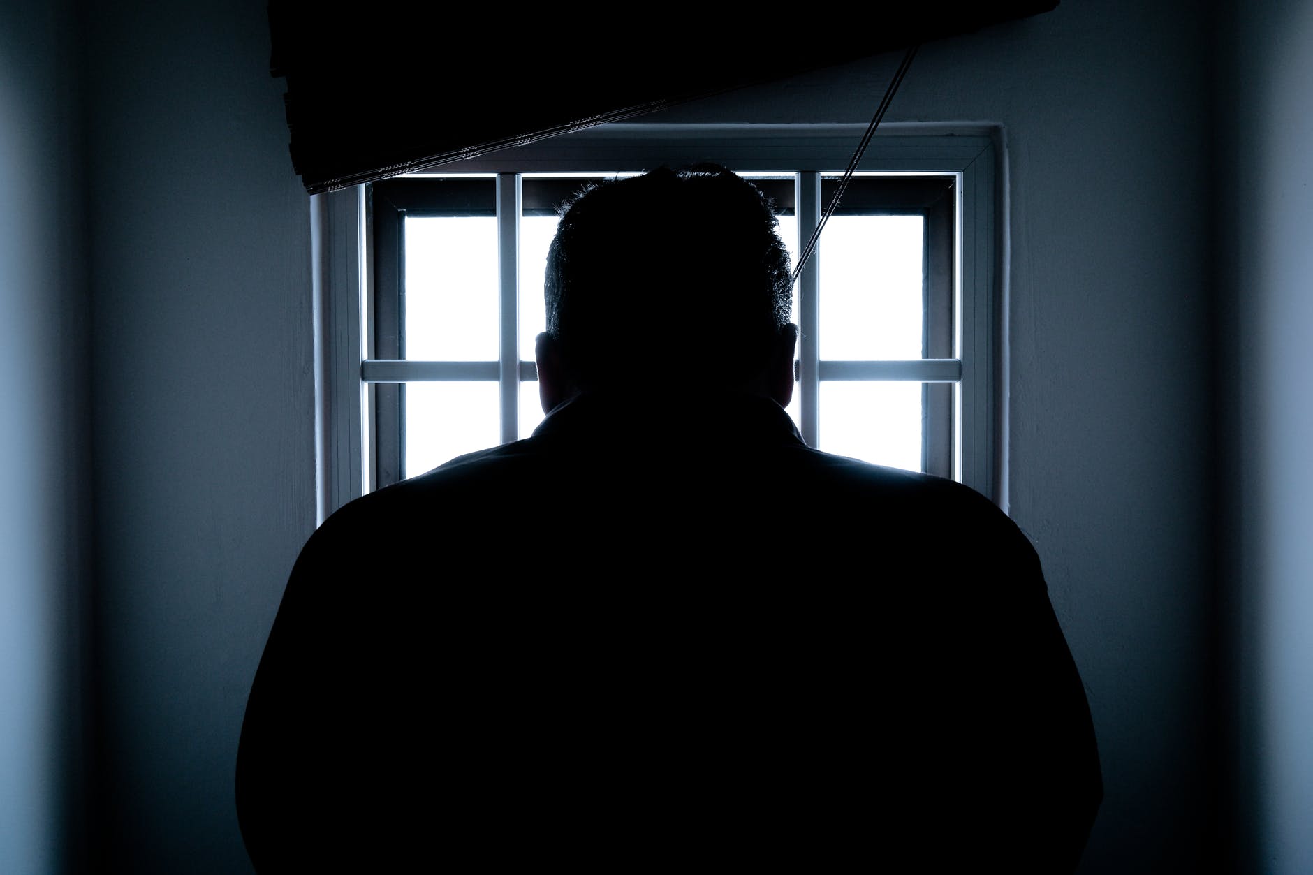 Condamnare record în Alba pentru cel mai grav caz de viol din ultimii zece ani: Claudiu Hancheș a fost condamnat la 29 de ani și 4 luni de închisoare, într-un proces care a șocat întreaga comunitate a orașului Cugir