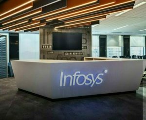 Un mare retailer tech a consolidat filialele sale din România