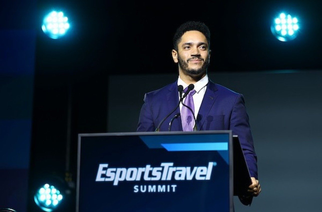 [ad_1] Lance Mudd, fondator al United States Esports Federation și voce influentă în industria de gaming și cultură digitală, a fost prezent la Heritage Gala 2025, eveniment desfășurat la București