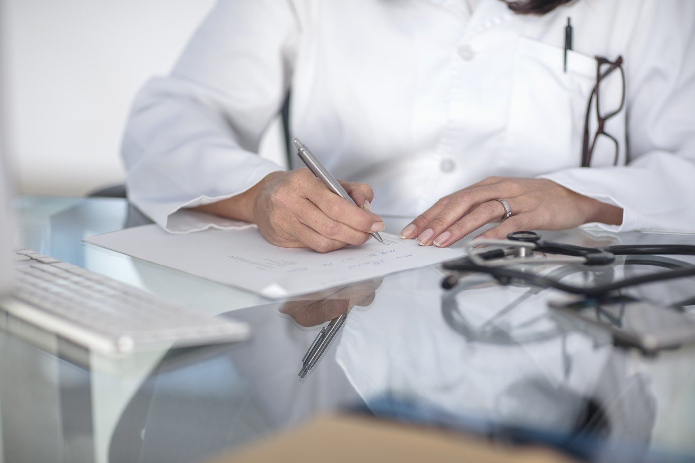 „Concediile medicale fictive: Vacanțe, nu sănătate, spun ONG-urile”