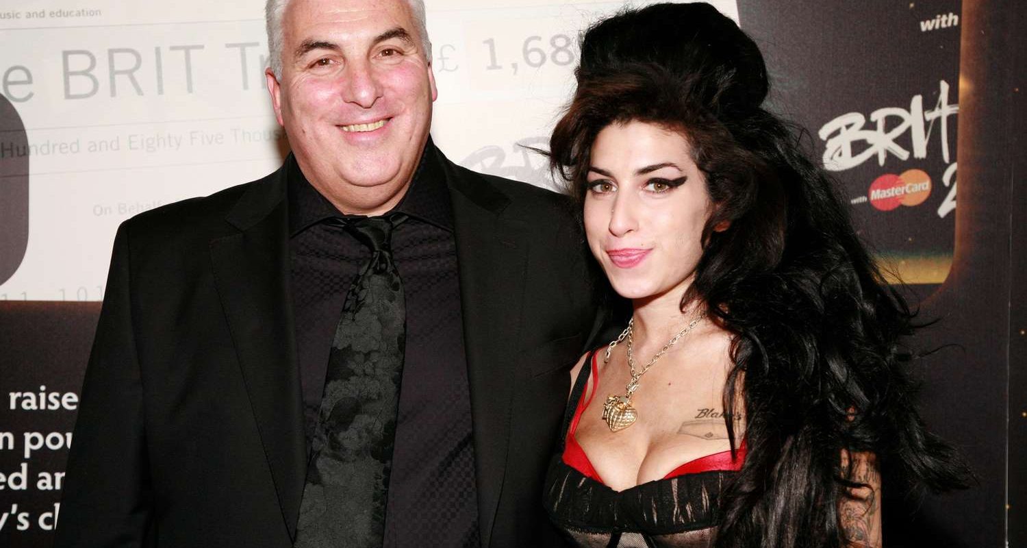 mitch-winehouse-amy-winehouse-2008-BRIT-awards-120925-0d9dbc6784c8485e8eb13f493cb73aef.jpg