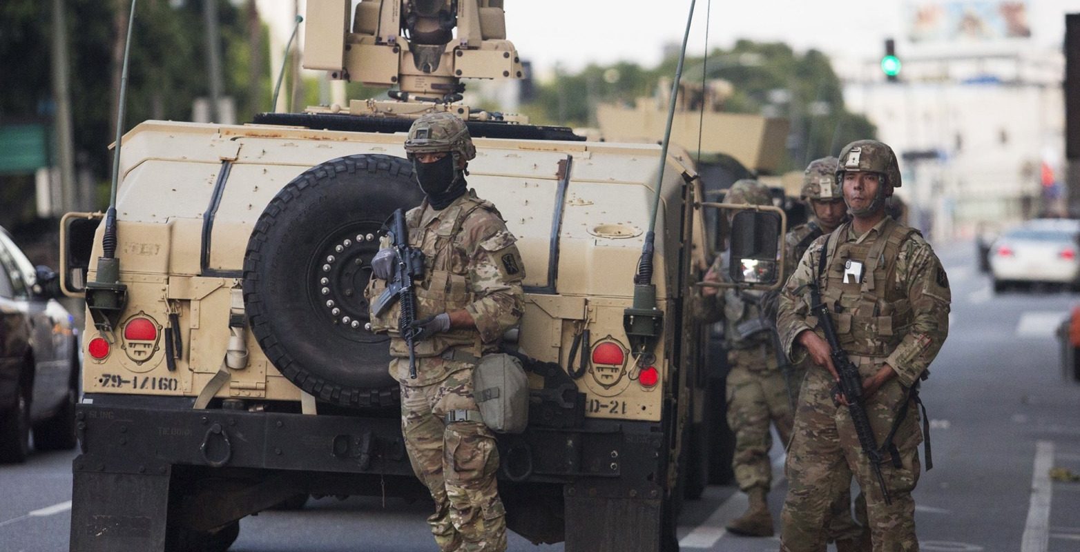 national-guard-soldati-americani-pe-strazile-din-los-angeles.jpeg