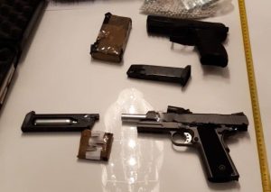 Prim-ministrul Australiei lansează un program de achiziție a armamentului și reamintește despre colectarea a 600.000 de arme în urma unei inițiative anterioare