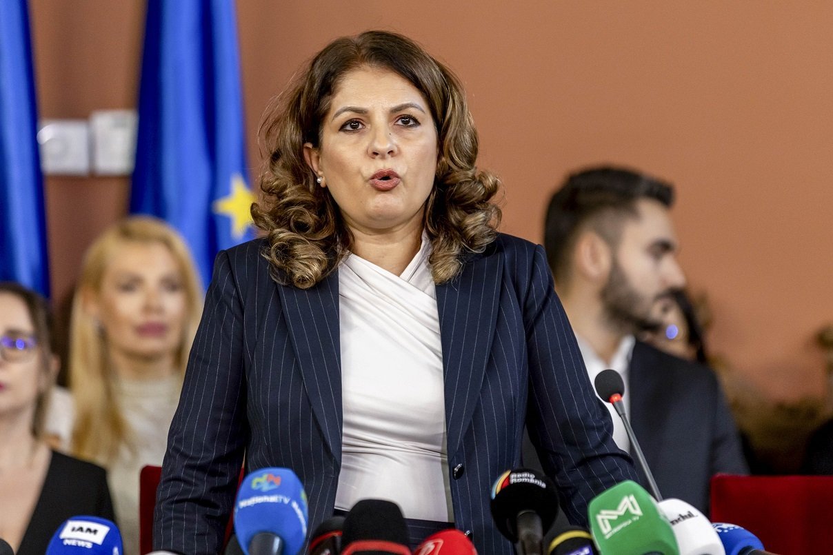 Trei acțiuni în instanță, în ultimul și cel mai simbolic moment al anului 2025, aduc în prim-plan o serie de tensiuni și controverse legate de funcționarea autorităților din România