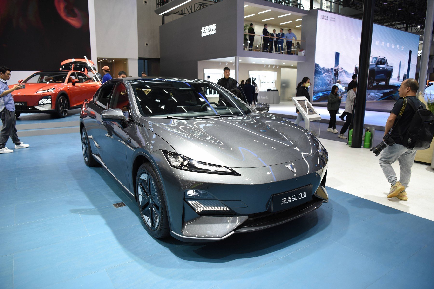 China authorizează pentru prima dată două mașini autonome de nivel 3