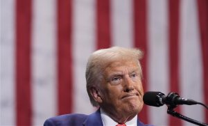 Trump afirmă că decesul regizorului Rob Reiner a fost cauzat de “SINDROMULUI NEPLĂCERII TRUMP”