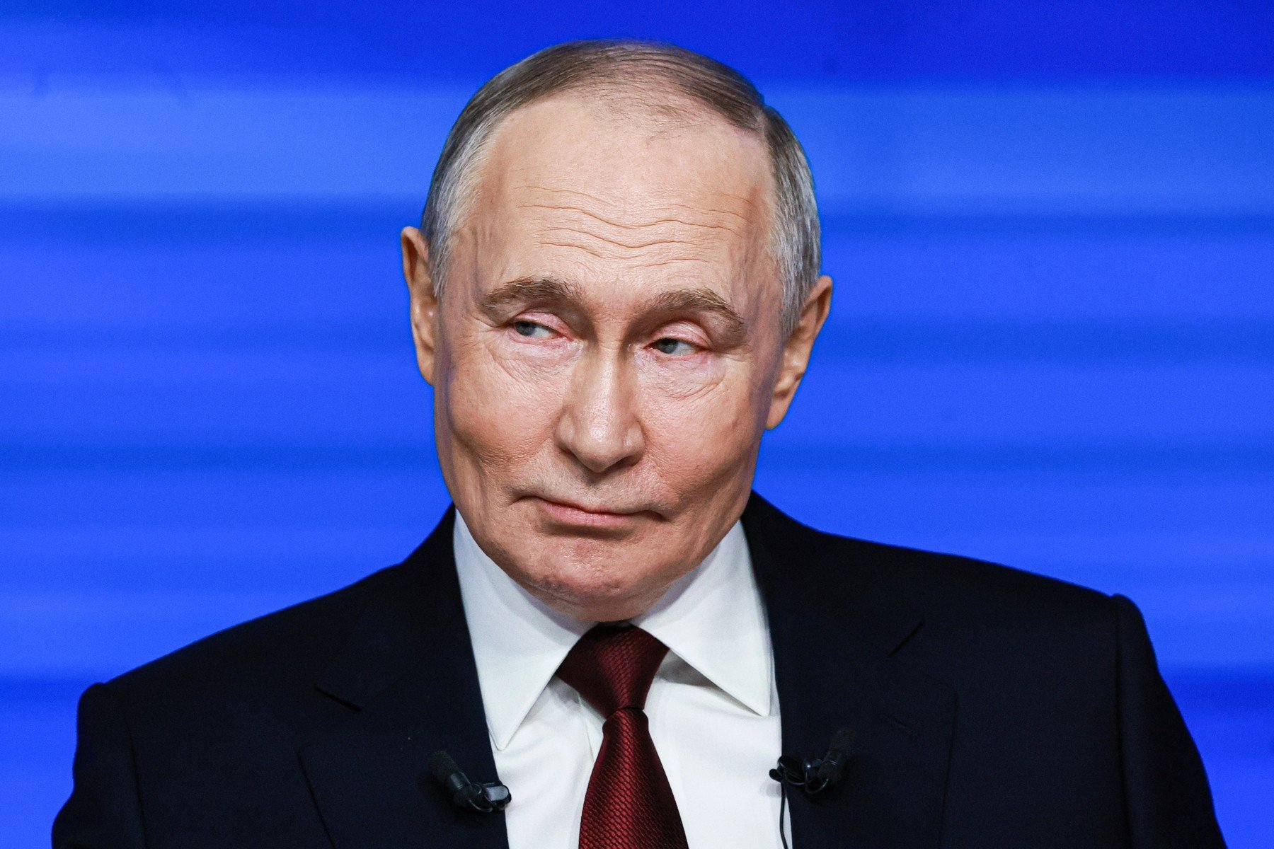 Putin și președintele iranian au discutat despre conflictul din Ucraina Președintele Rusiei, Vladimir Putin, a avut o convorbire telefonică cu omologul său iranian, Masoud Pezeshkian, în cadrul căreia a abordat tema războiului din Ucraina