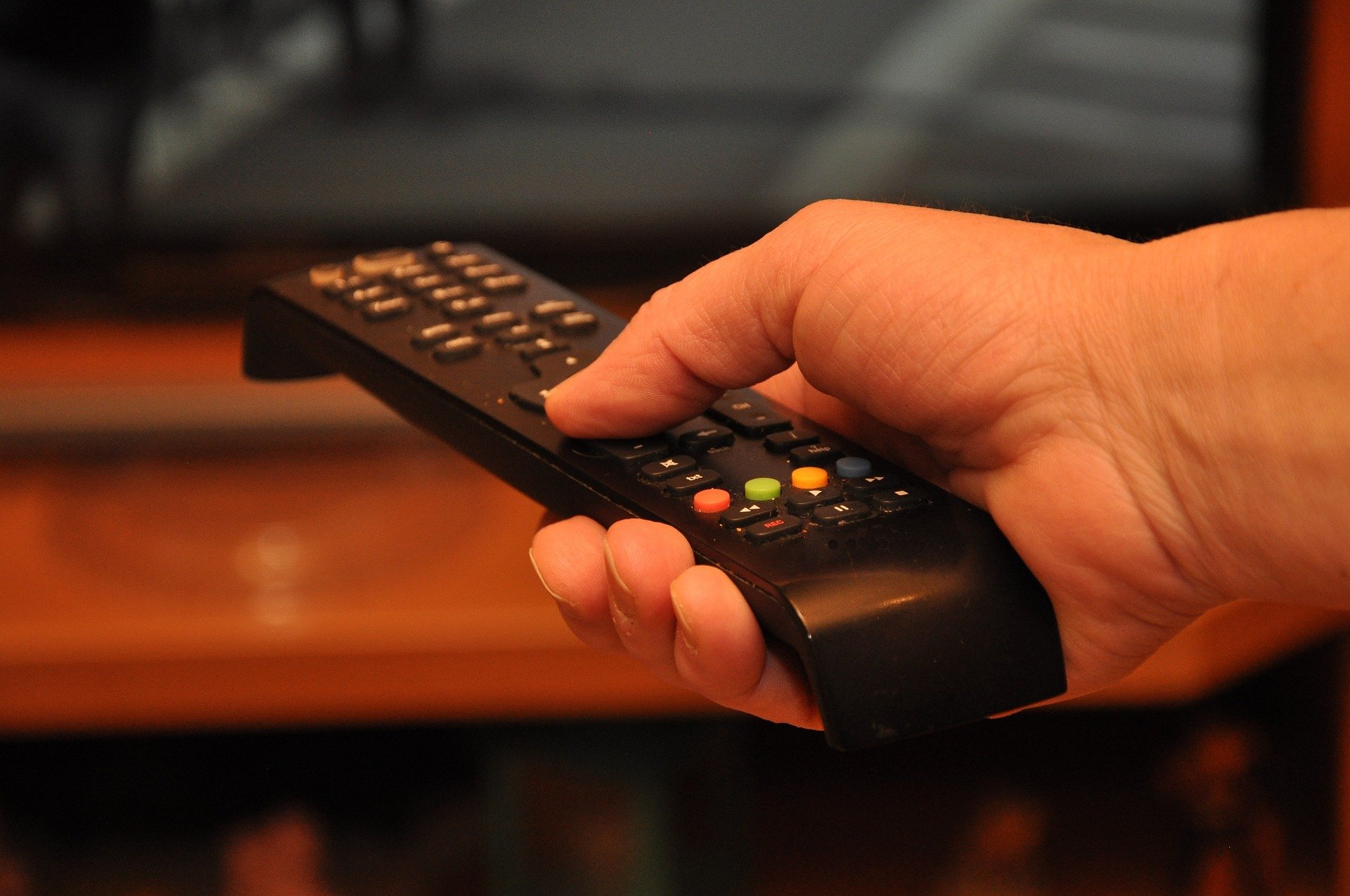 Iată o variantă reformulată a titlului: „Oferta de programe TV pentru data de 26 decembrie 2025: ce emisiuni și filme poți urmări în a doua zi de sărbătoare de Crăciun.”