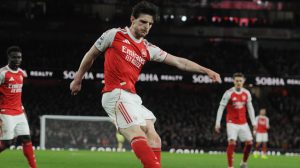 Arsenal încheie anul pe primul loc după victoria 4-1 cu Aston Villa