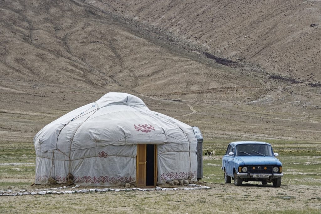 [ad_1] Tajikistanul anunță că cinci cetățeni chinezi au fost omorâți și mai mulți au fost răniți săptămâna trecută în zonele muntoase de la granița cu Afganistanul, conform unui bilanț prezentat luni de autoritățile din această țară din Asia Centrală