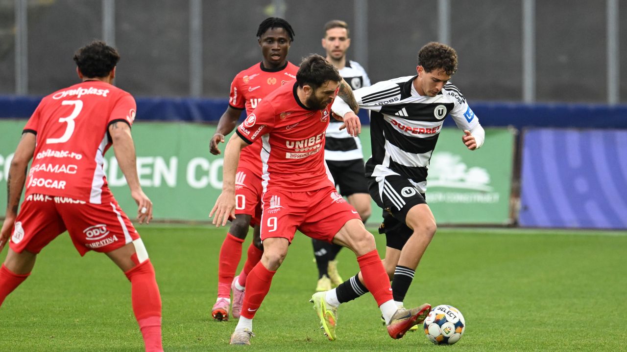 universitatea-cluj-fc-hermannstadt-superliga-superbet-7122025.jpg