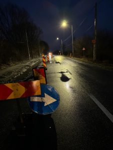 Automobil scăpat de sub control a avariat o conductă de gaz în centrul Brăilei, fiind suspendată alimentarea cu gaze