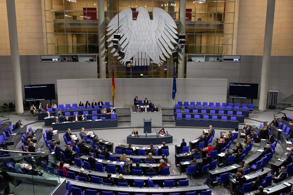 1620px-2020-02-13_Deutscher_Bundestag_IMG_3438_by_Stepro-e1641984213611.jpg