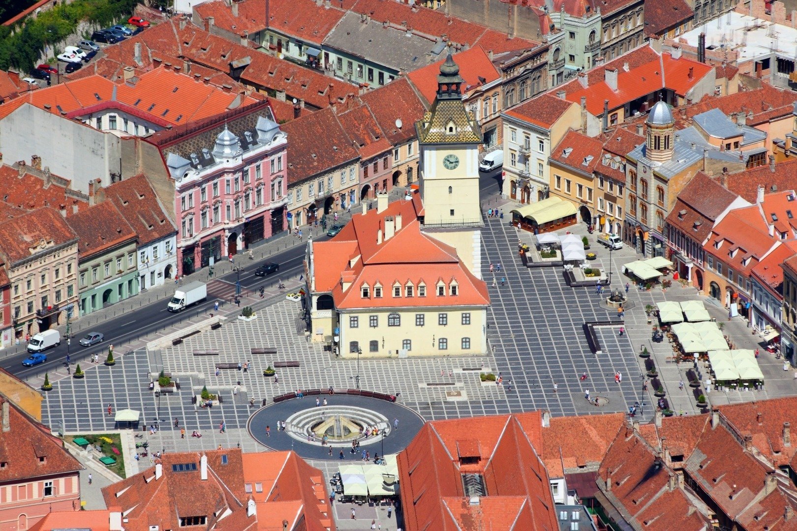 Catedrala Brașovului nu va primi finanțare din bugetul local, o decizie care a aprins deja conturile discuțiilor publice și a reacțiilor din comunitate