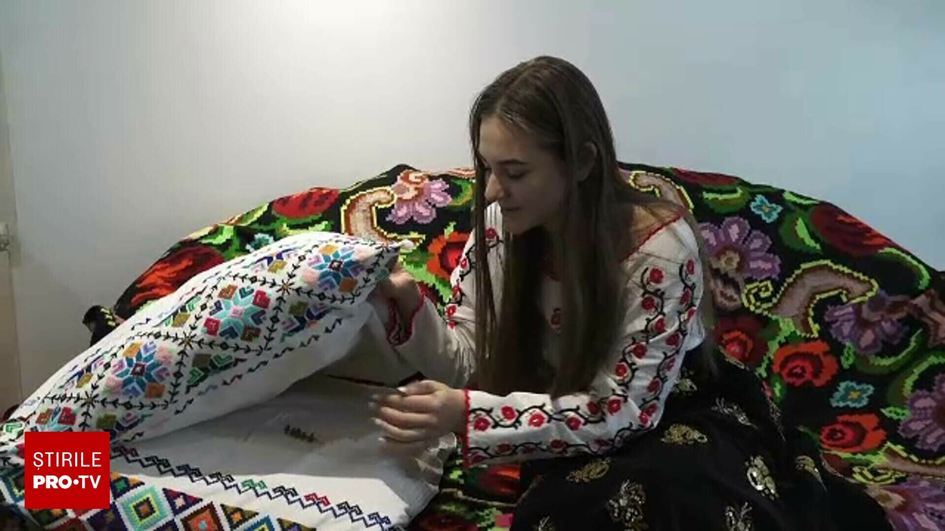 Tradiții și ritualuri în pragul Bobotezei în satele bănățene Sărbătorile de iarnă se încheie în calendarul creștin-ortodox cu praznicul Botezului Domnului, sau Boboteaza, un prilej sacru ce îmbină ritualuri religioase și tradiții populare în satele din Banat