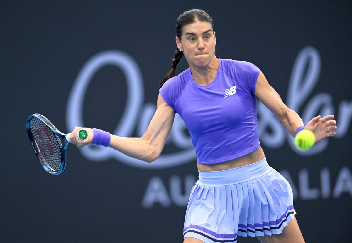 Sorana Cîrstea înfruntă provocarea germană la Australian Open Sorana Cîrstea, jucătoare română de tenis în vârstă de 35 de ani și aflată pe locul 41 WTA, se află în plină acțiune pe terenul de la Australian Open, unde o întâlnește pe nemțoaica Eva Lys, în vârstă de 24 de ani și ocupantă a locului 39 WTA