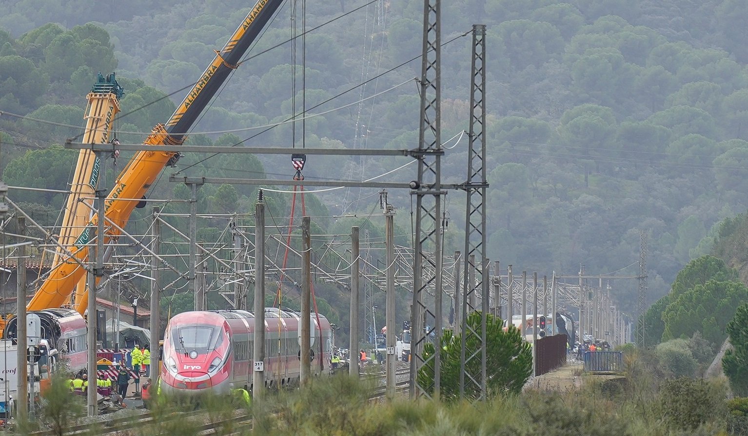 Cel mai mare sindicat al mecanicilor de tren din Spania a anunțat o grevă națională de trei zile, ca răspuns la recentul val de accidente feroviare care au șocat țara și au stârnit îngrijorări majore privind siguranța sistemului de transport feroviar