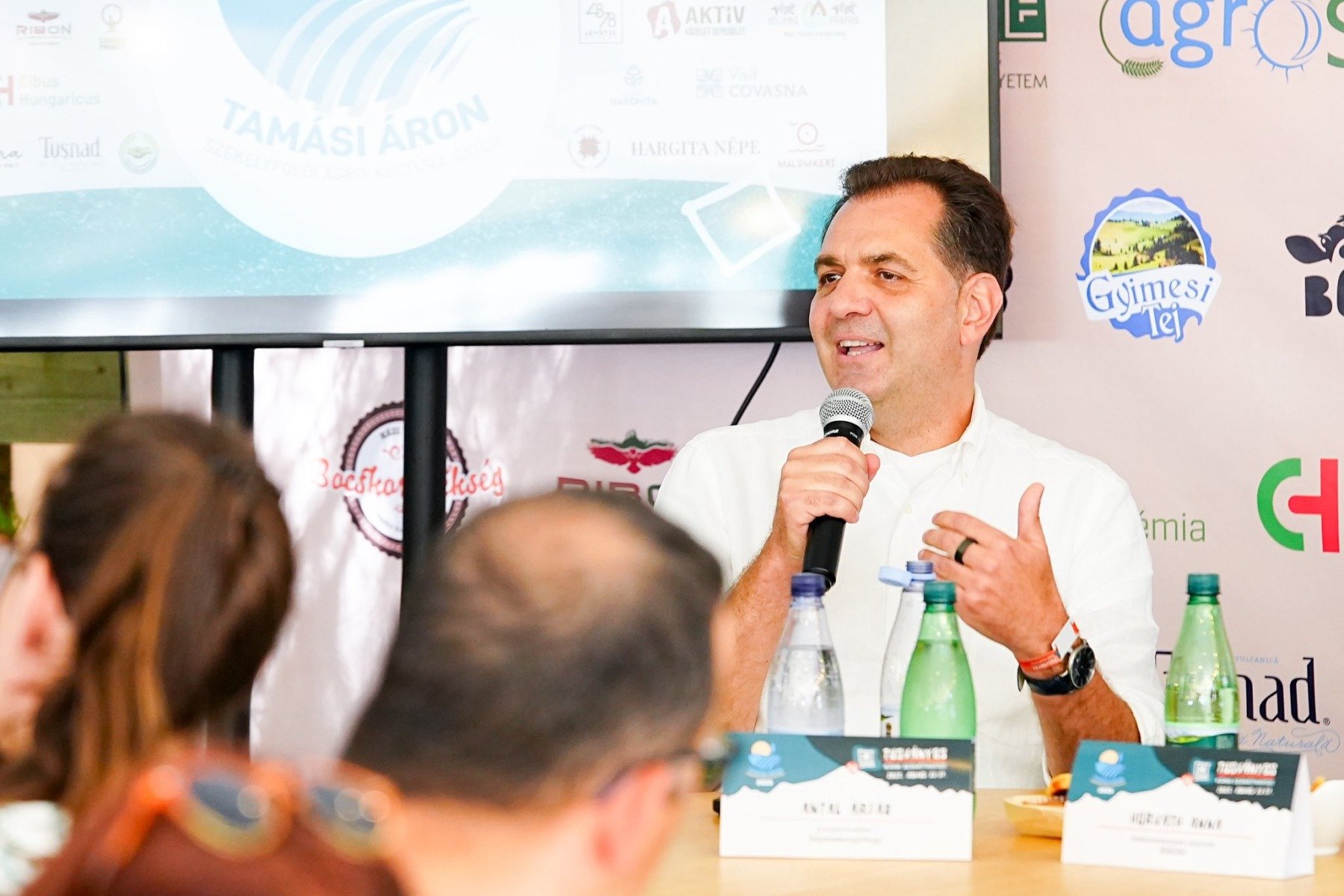 Primarul din Sfântu Gheorghe anunță că menține impozitele pe locuințe la minim legal, în contextul unei mezuri pentru sprijinirea cetățenilor Într-un climat politic marcant de încercări de sprijin pentru populație în fața creșterii costurilor sau a dificultăților economice, primarul municipiului Sfântu Gheorghe, Antal Arpad, anunță că va păstra impozitele pe locuințe pentru persoanele fizice la cel mai scăzut nivel permis de lege