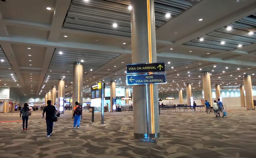 Bali plănuiește reglementări stricte pentru turiști: economii minime pentru vizitatori Guvernul provincial Bali se pregătește să implementeze o reglementare care va impune turiștilor străini să demonstreze că au un anumit nivel de economii înainte de a putea vizita insula