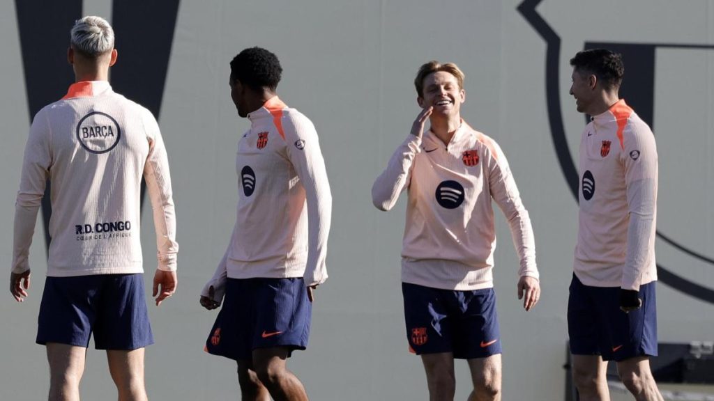 La alineación probable del Barcelona ante el Elche apunta a dos regresos